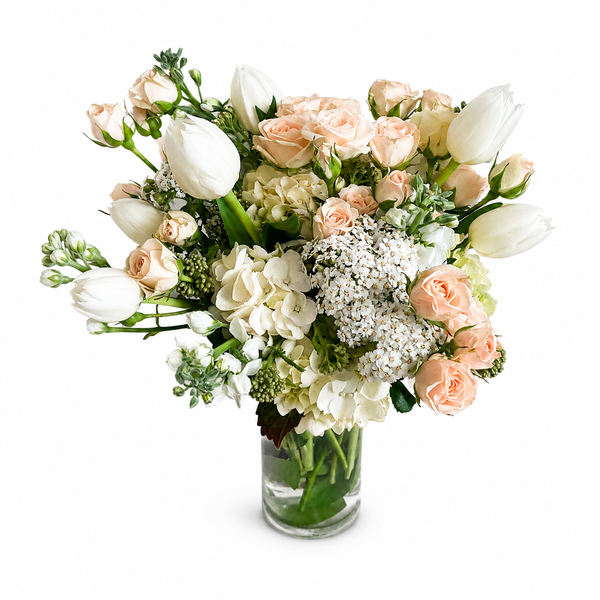 Alta e Romantica Flower Arrangement