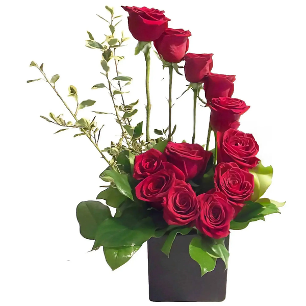 Fiori di Milano Dozen Roses Flower Arrangement